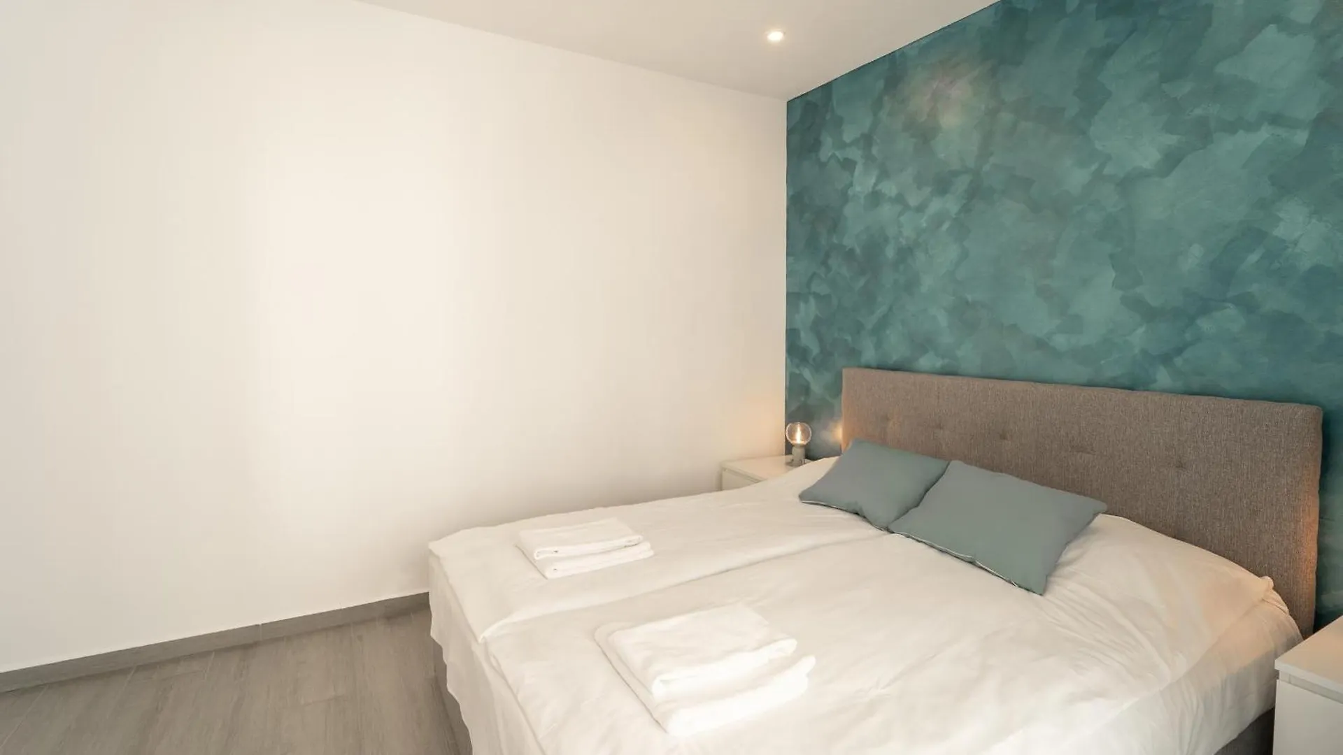 Apartment Welcs Apartamento 141 Emp Cerca Del Mar Empuriabrava Spain