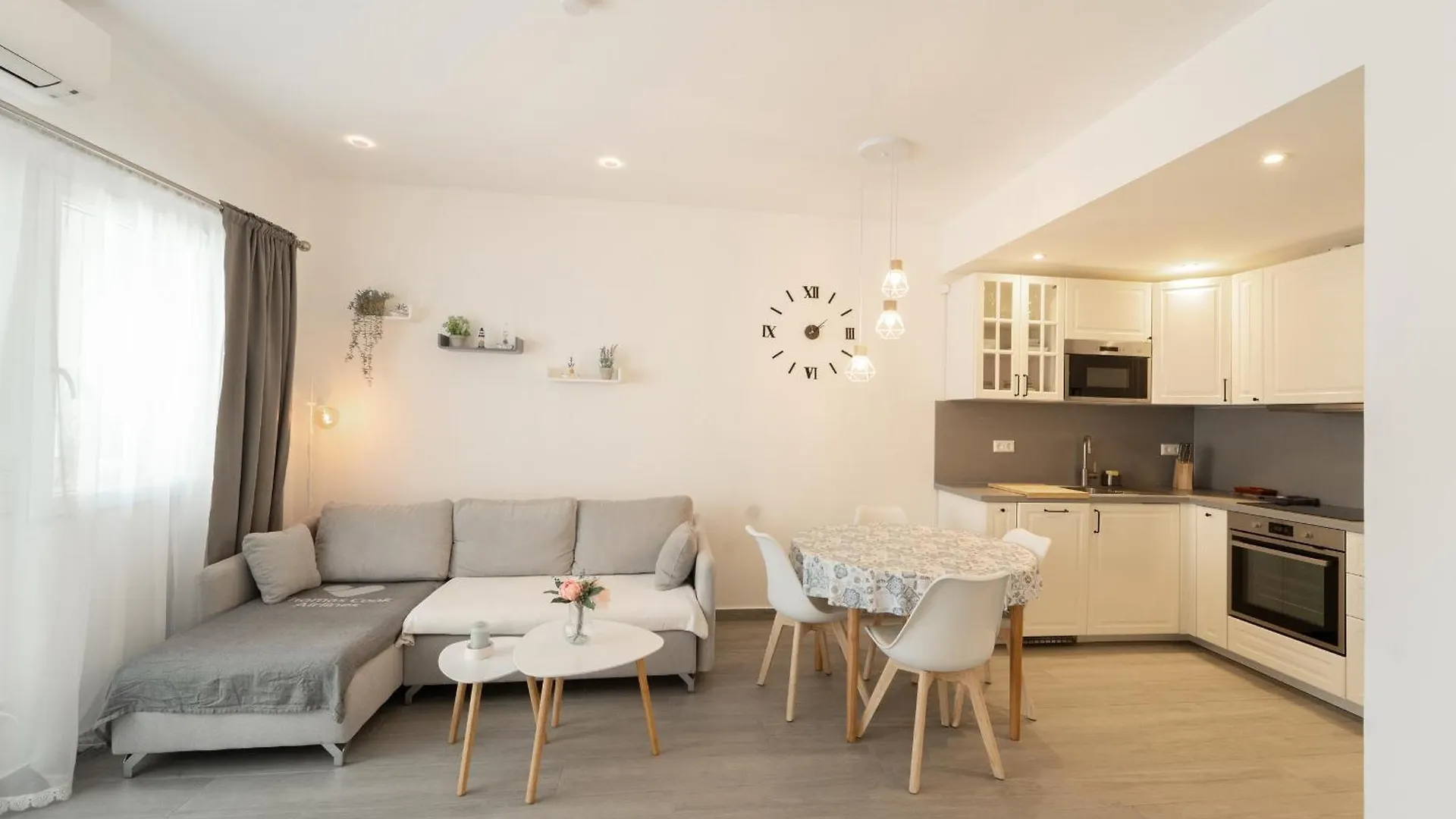 Welcs Apartamento 141 Emp Cerca Del Mar Empuriabrava 0*,  Spain
